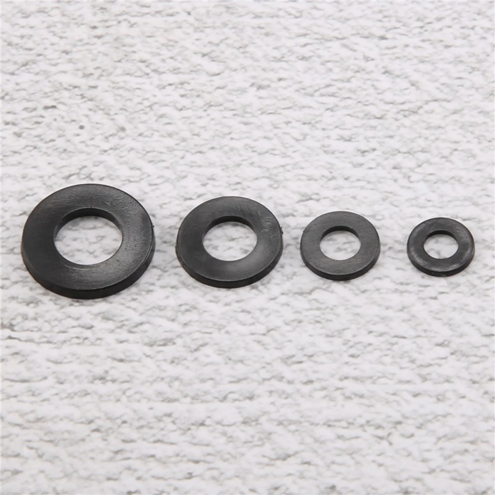 

480 Pcs Nylon Flat Round Washers Gaskets Spacers Assortment Set for Screw Bolt(Black)