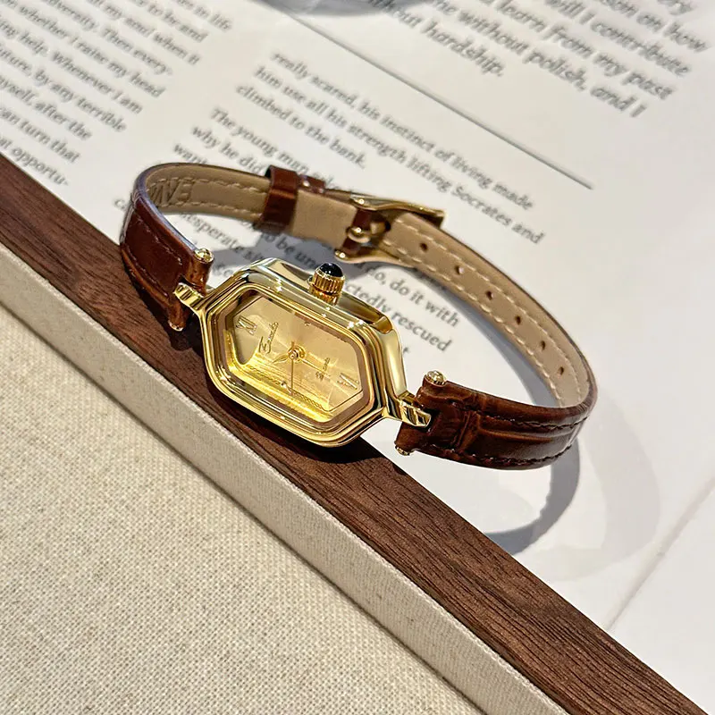 Unique Design Rectangular Dial Roman Scale Small Gold Watch for Ladies, Elegant Brown Black Quartz Watch Relogio Feminino