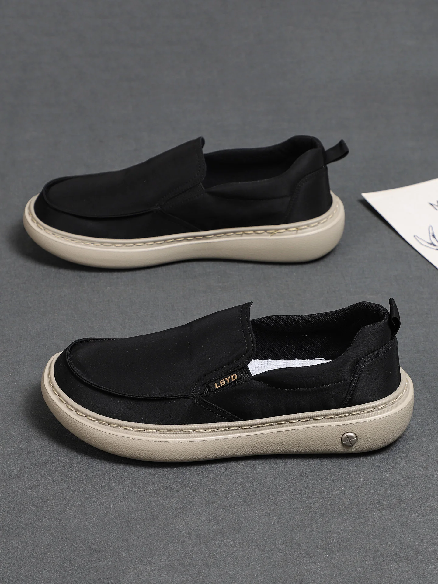 ice-silk-canvas-shoes-men's-summer-2026-new-style-casual-low-top-breathable-slip-on-lazy-man's-shoes-korean-style-flat-heel
