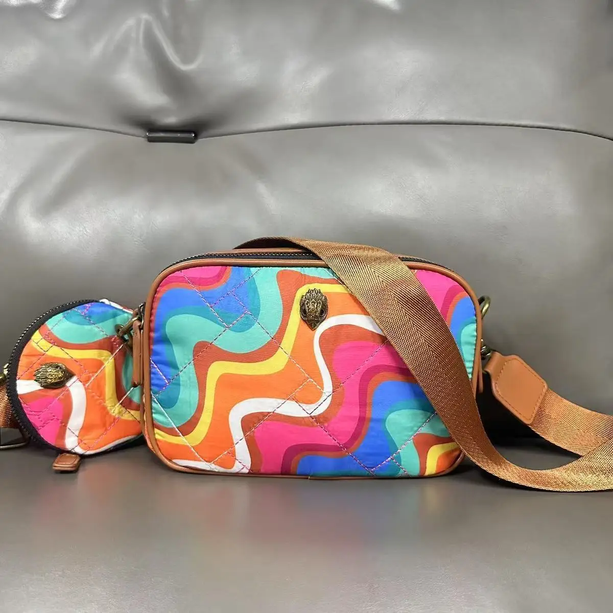 Bolsos Patchwork: La Tendencia de Moda Urbana que Está Revolucionando el Estilo de Viaje en AliExpress