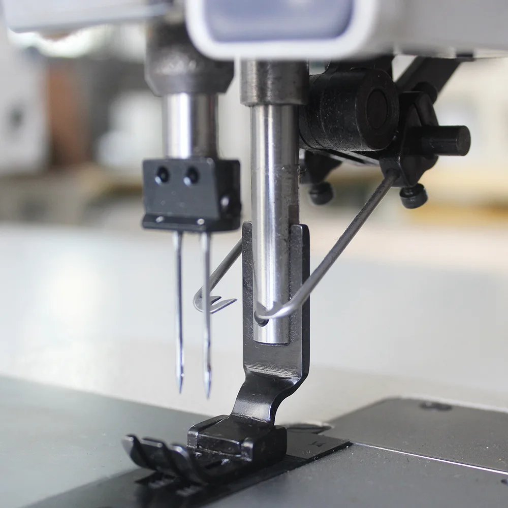 Jianglong 8752 Lockstitch Sewing Machine Double Needle Double Jump Lockstitch Car Automatic Thread Cut Inverted Sewing Electric