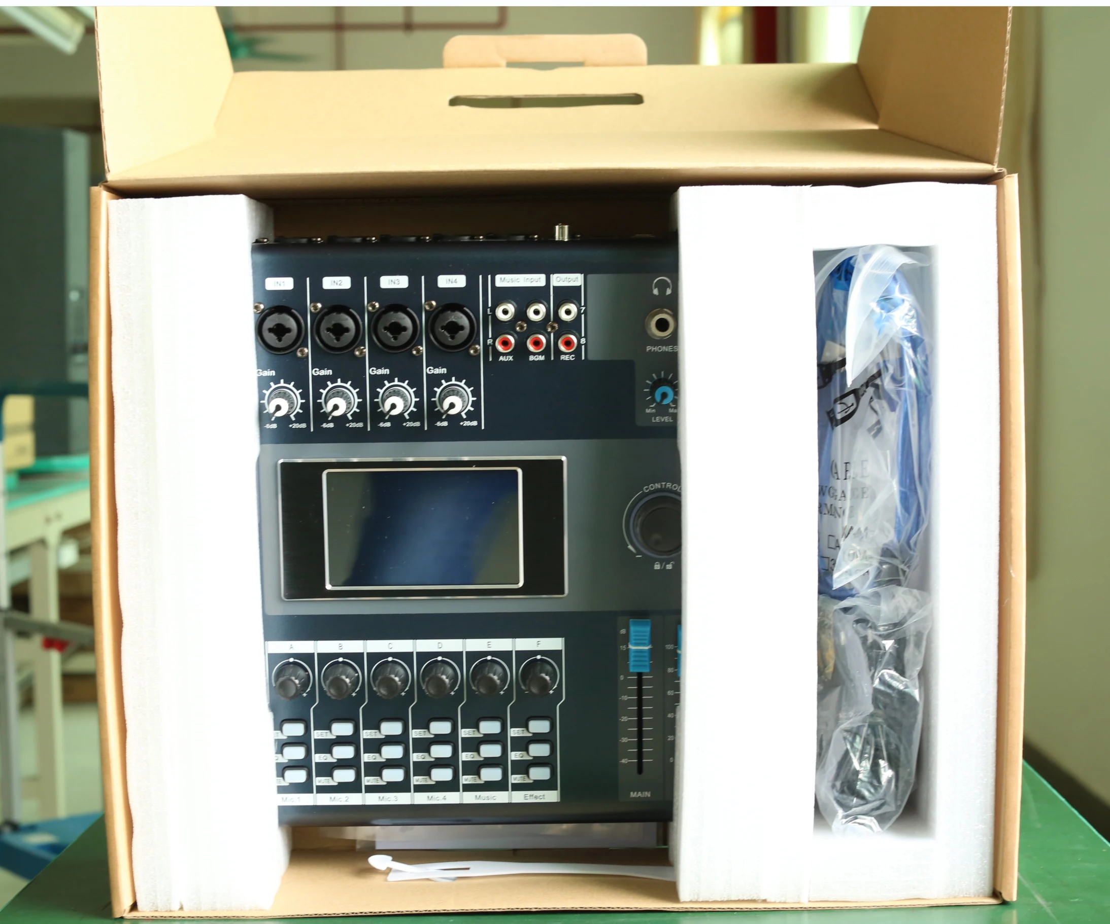 AOSHEN 6 Channels Model MD2006 4+2 Channel Digital Audio Console Mixer