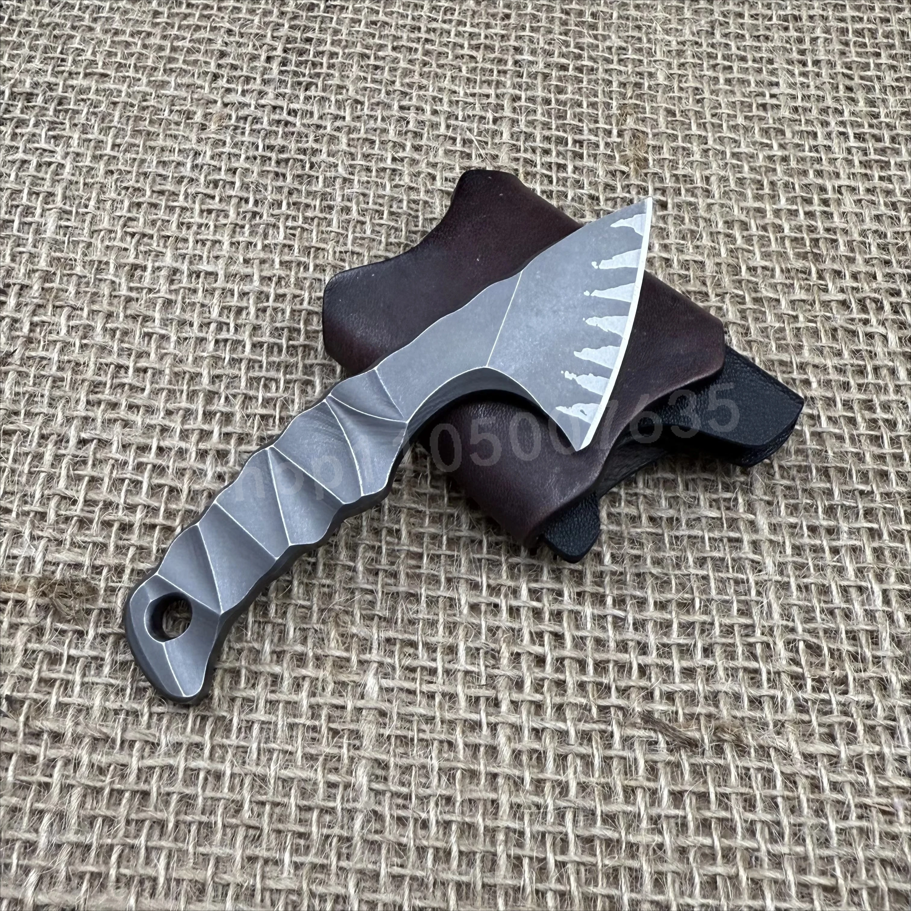 

Belt Small Straight Knife Made of D2 Steel An Outdoor Camping Tactical Self-defense and Hunting Knife Practical Cutting Knife