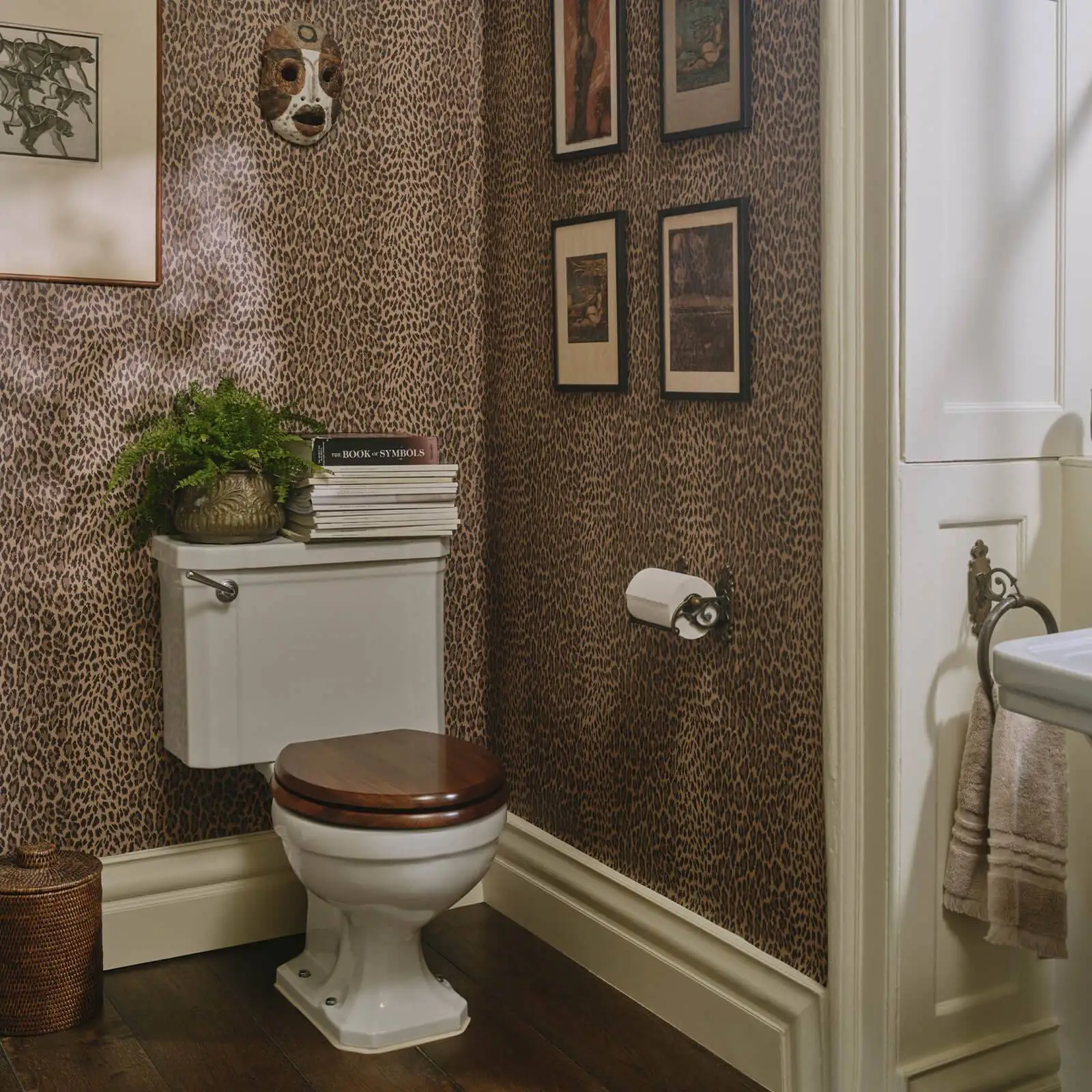 Custom wallpaper retro spotted leopard print wallpaper home decoration living room bedroom whole house covering 3d wallpaper