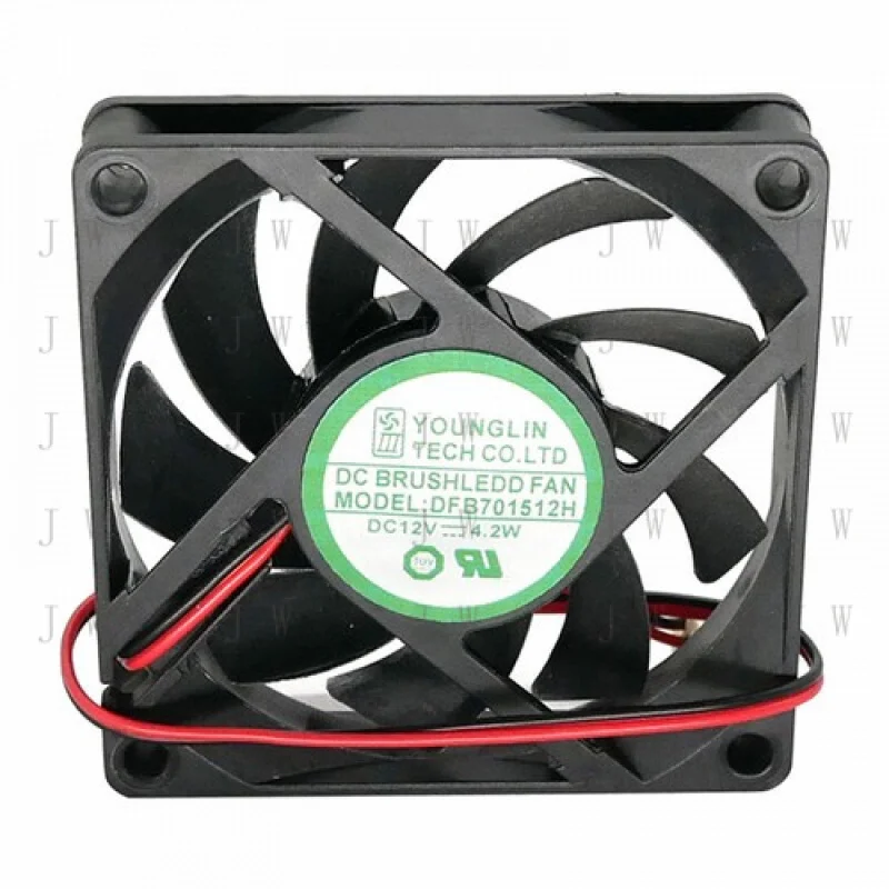 

DDZ для бесшумного охлаждающего вентилятора с большим объемом воздуха DFB701512H 12 В 4,2 Вт 70*70*15 мм