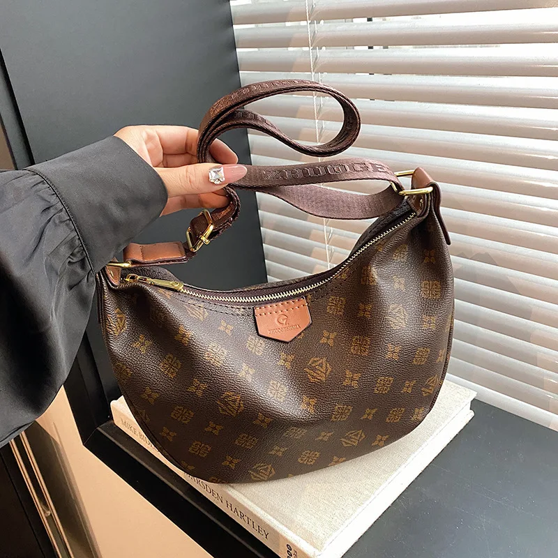 Cross-border Retro Color Block Jiaozi Bag New Fashion Large Capacity Crescent Bag Casual Shoulder/Sling Bag