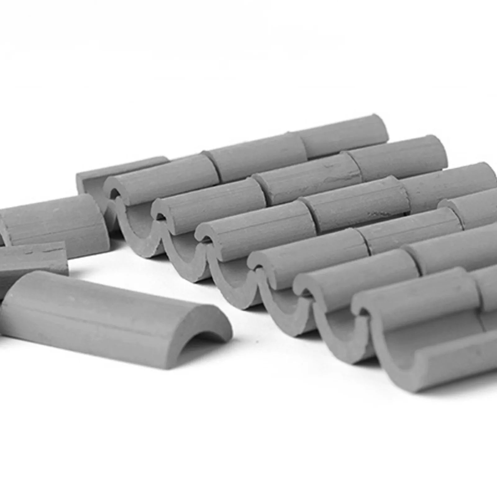 

70Pcs Miniature Roof Tiles Simulation Sand Table Landscaping Mini House DIY Small Roof Tiles Props for Micro Landscape Scene