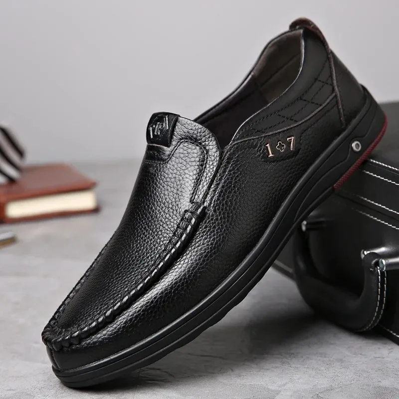

Men's Shoes Spring Leather Business Shoes Fashion Low Top Casual Shoes for Men Loafers Genuine Leather Single Shoe Large Size