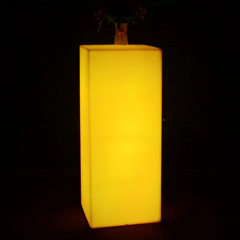 Light Up Color Changing Futuristic Modern Tables 45x45x110cm Luminous Pillar Table LED Lights Bar Table With Remote Control
