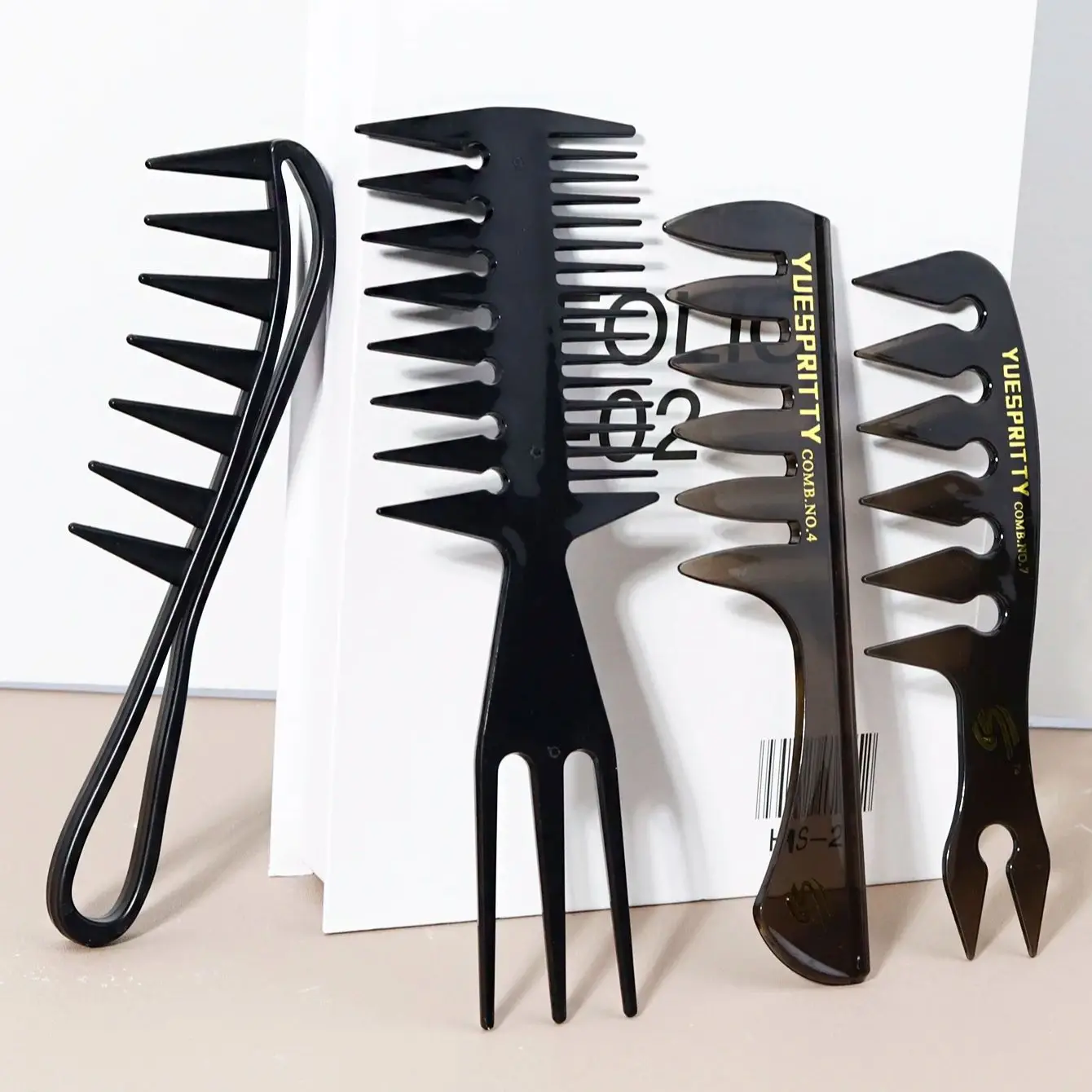 4pcs wide tooth comb set, three pronged double-sided comb retro oil head comb wide tooth flat comb,Special for real hair wigs image 3