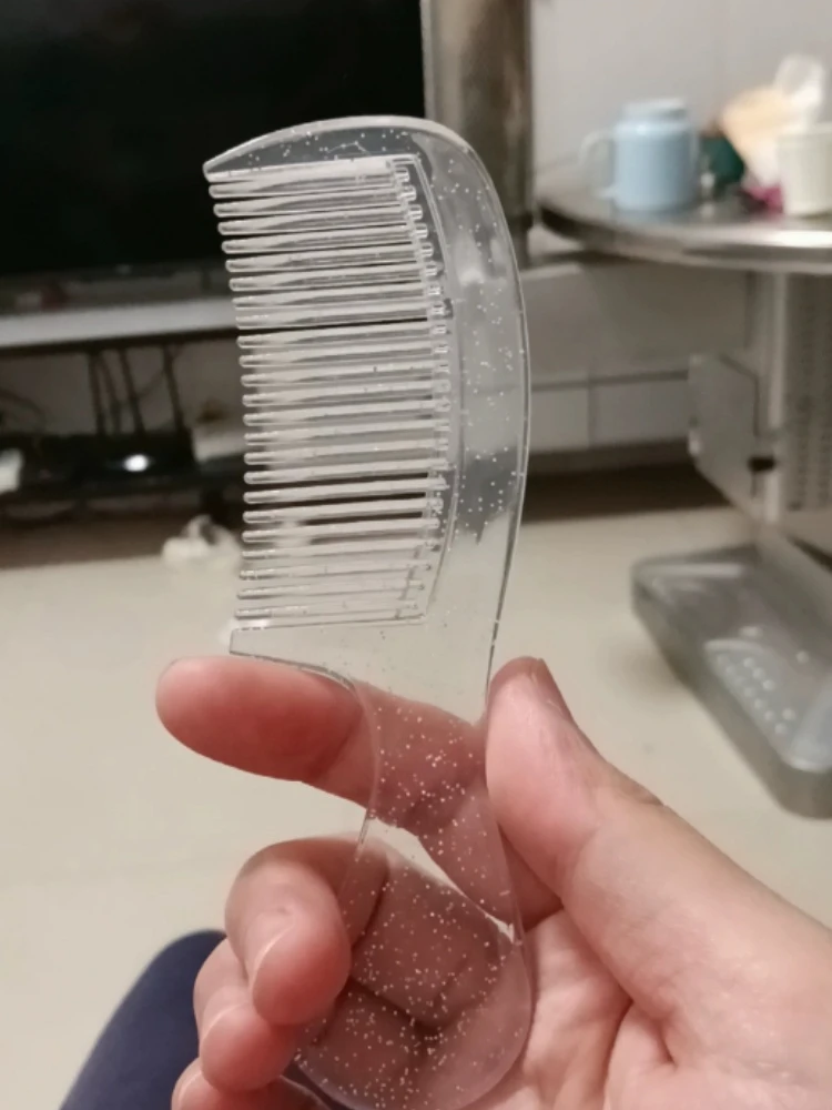 1Pc Mini Comb Portable Cute Plastic Pocket Comb Home Use Straight Hair Comb Women Girl Long Hair Straight Hair Brush Candy Color