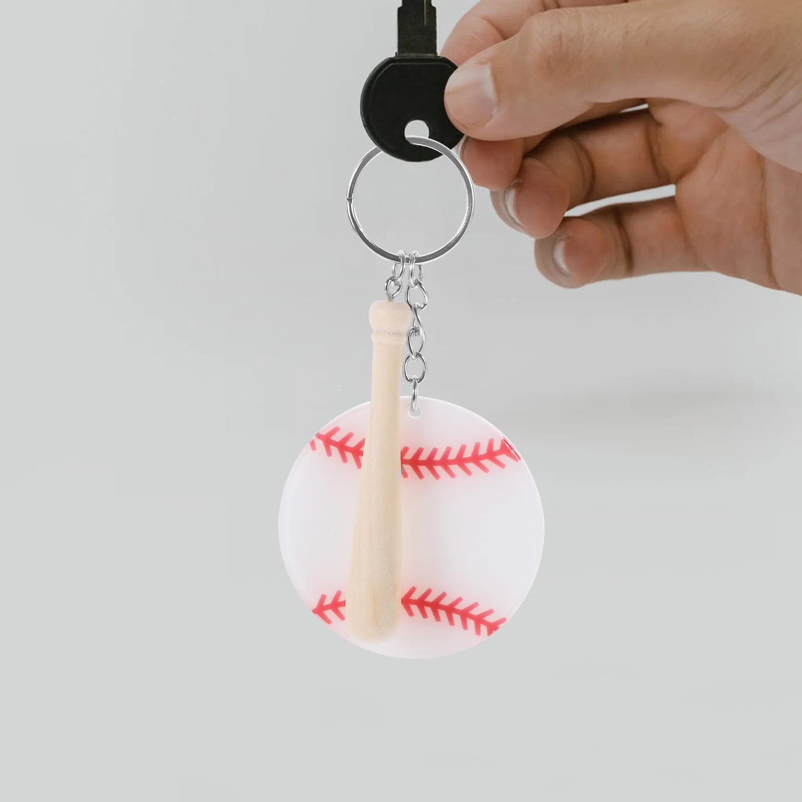 

18pcs Baseball Keychain 6CM White Acrylic Bat Pendant for Bags Backpacks Charms Keychains Women Gifts Sports Souvenir