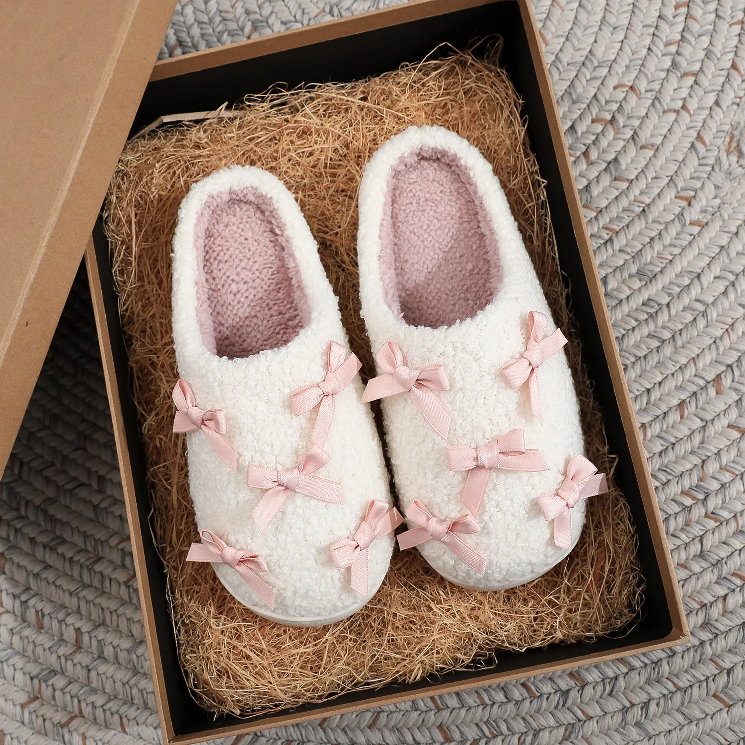 Neue Trendige Herbst- und Winter-Plüsch-Baumwoll-Hausschuhe für Damen, Warme Indoor-Pantoffeln mit Niedlicher Schleife in Rosa – Detail 14
