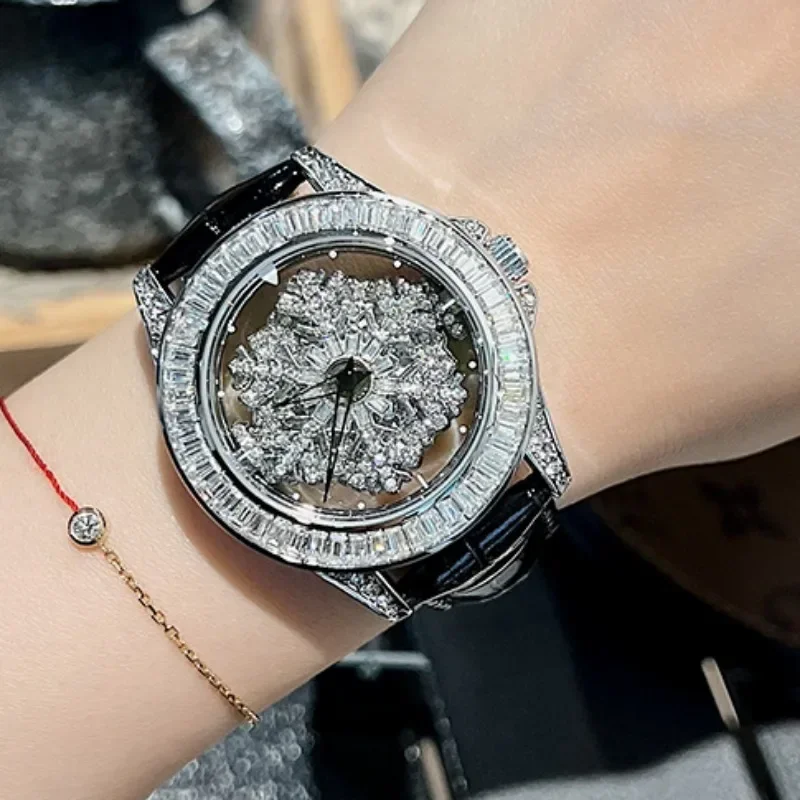 Snowflake Women Watch Fashion New Hollow Through Rotating Water Diamond Luxury Women Quartz Wristwatches Exquisite Girl Clock