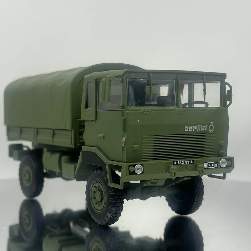 BERLIET GBD 4x4 Alloy Military Card Model Truck Micromodel Artificial Truck Model Tabletop Decoration Collectible IXO 1:43