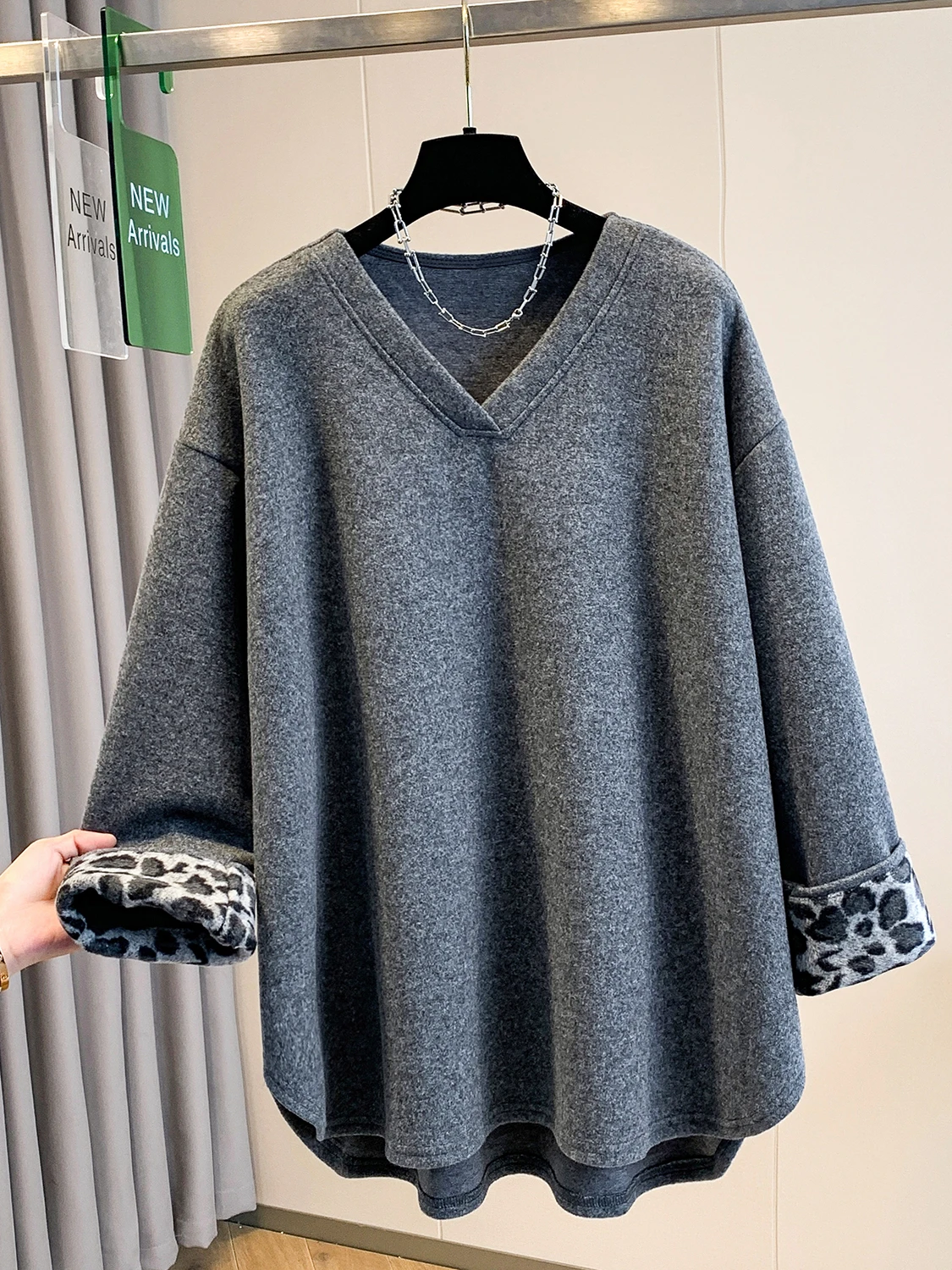 

Женская толстовка больших размеров для похудения, универсальный дизайн, леопардовая све V-Ne, повседневная, свободная, длинная, све, средней длины