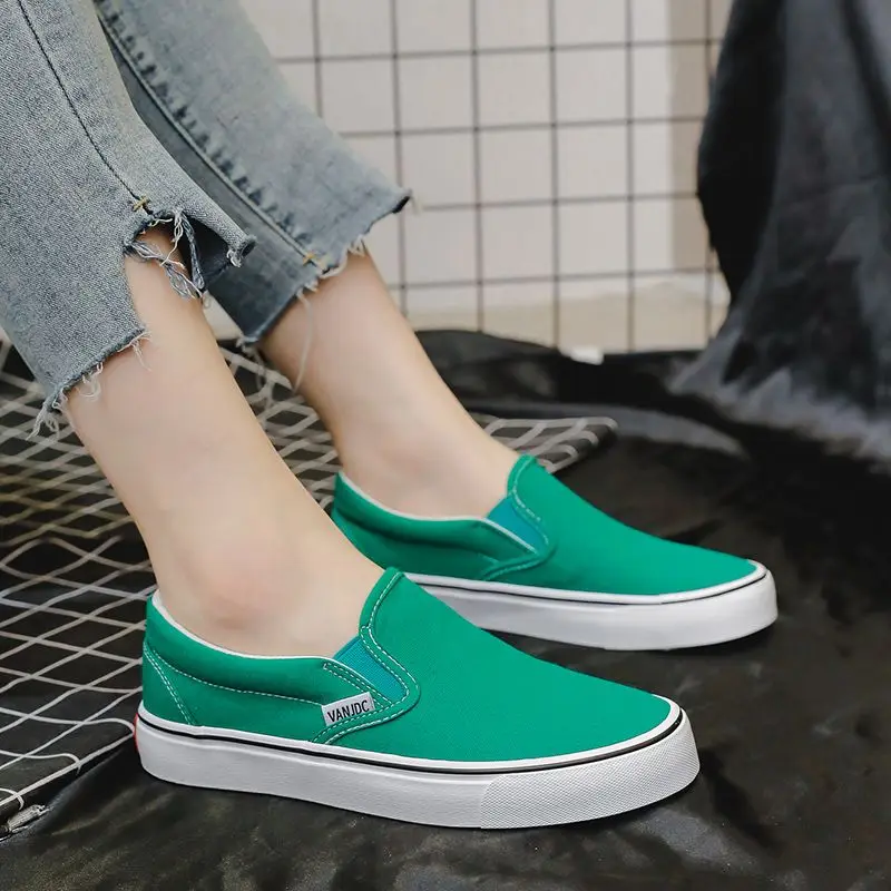 

Green Canvas Sneakers Women Men Slip-on Loafers Breathable Low top Flat Tenis Shoes Women's Sneakers Plus Size tennis 44