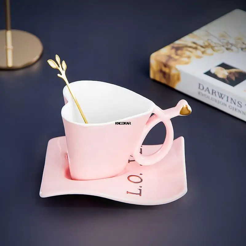 European-style household luxury coffee mug with ear-hanging love ceramic cup high-end cup set high-value teacup