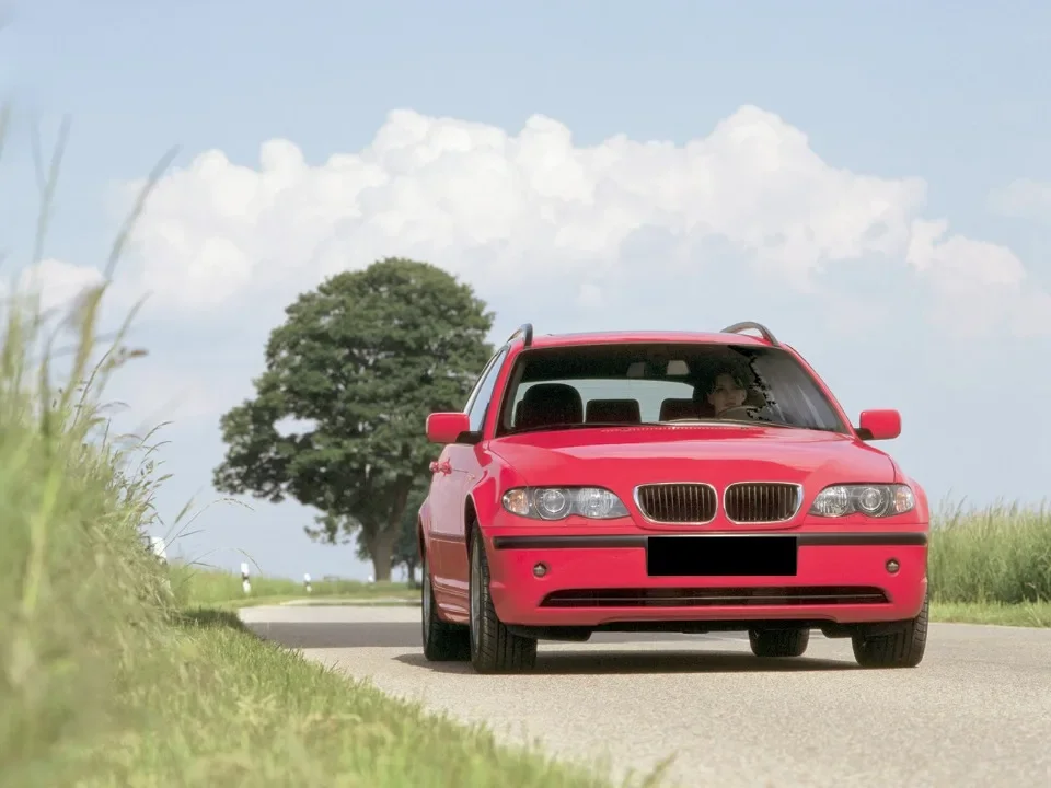 XVIP Gloss Single Line Style Front Nieren-Renngitter für BMW 3er E46 325i 4-Türer 2002–2004 obere Grills im Diamanten-Stil – Detail 19