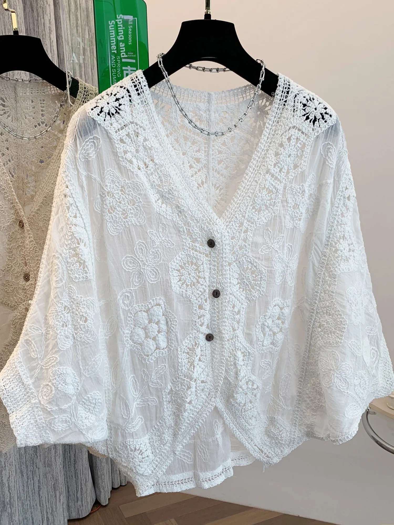 

Цветной ажурный V-Ne, солнцезащитный открытый кардиган, верхняя одежда больших размеров, женская летняя нерегулярная одежда 7/8 Sve Batwing irt