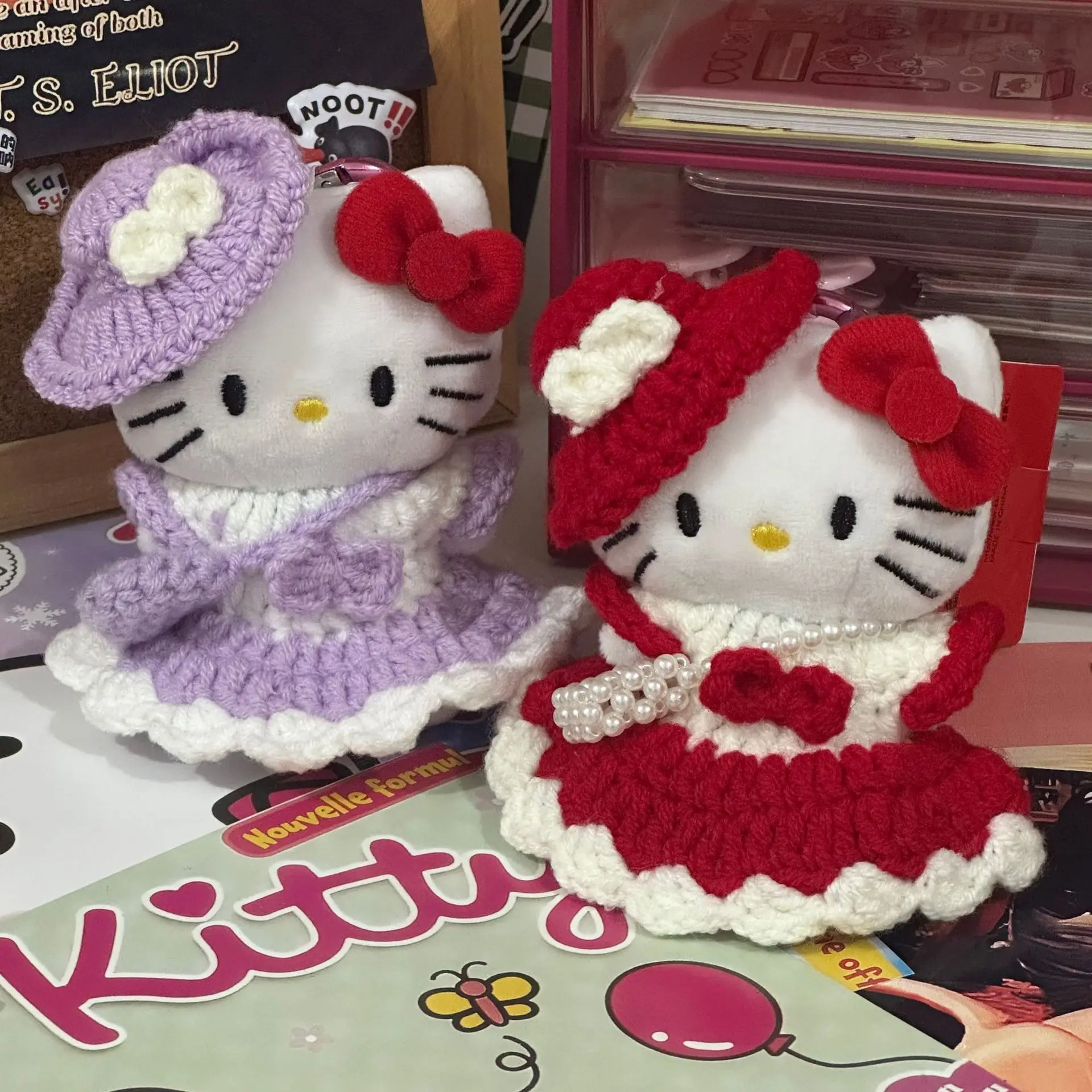 ハローキティぬいぐるみキーホルダーアニメ黒ドレスキティぬいぐるみペンダントキーリング子供ぬいぐるみバッグキーホルダー