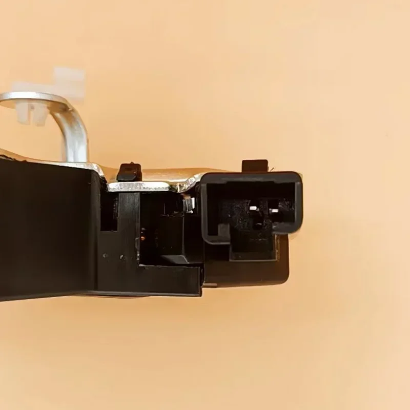 Tailgate Rear Door Latch Lock Actuator Fit for Toyota COROLLA 2007-2013 Vios 2008-2013 Yaris 2008-2013 64610-02110