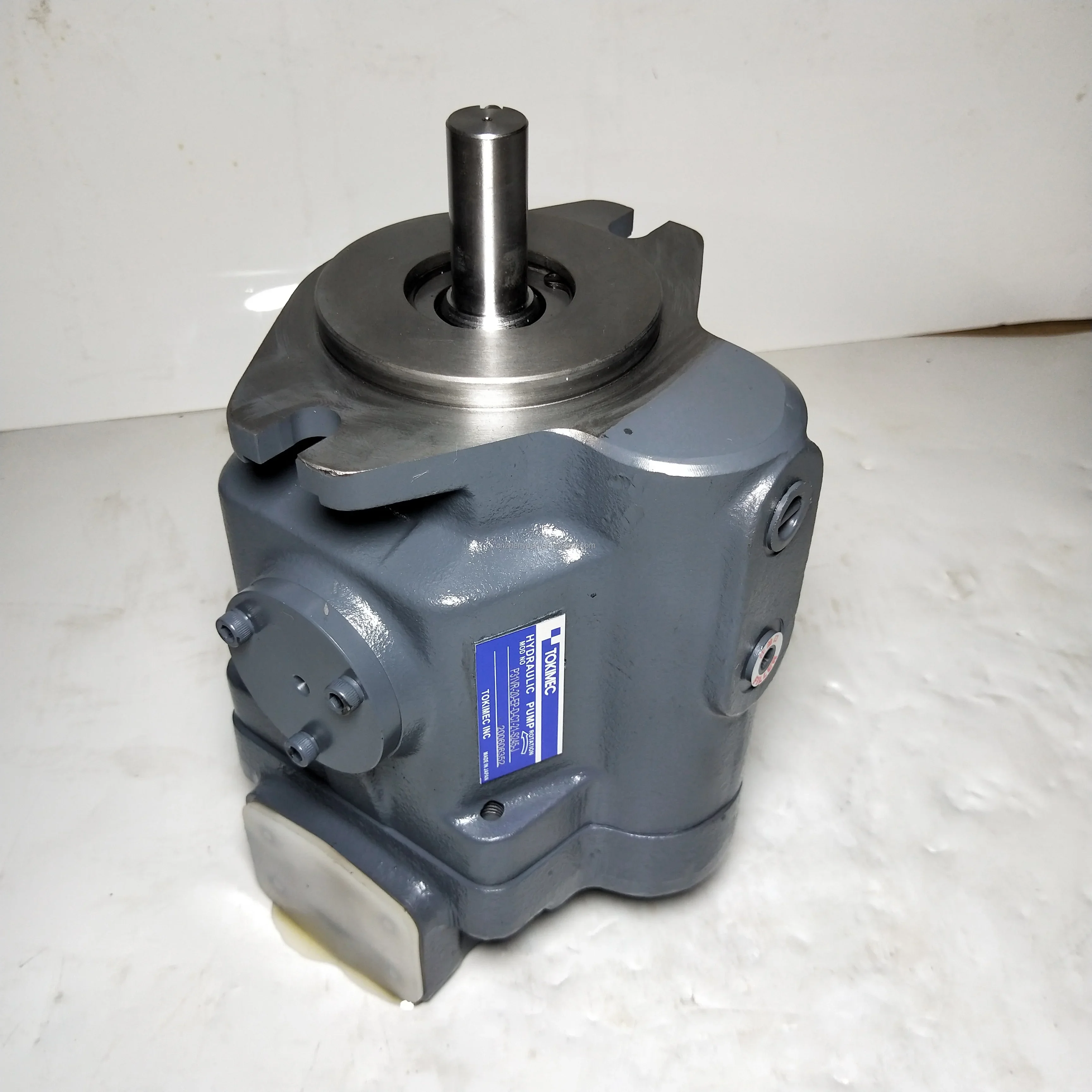 variable piston oil pump P21VMR-10-CMC-20-S121B-J P31VMR-10-CMC-20-S121B-J P21VR-20-CC-21-J P31V-FR-20-CC-21-J