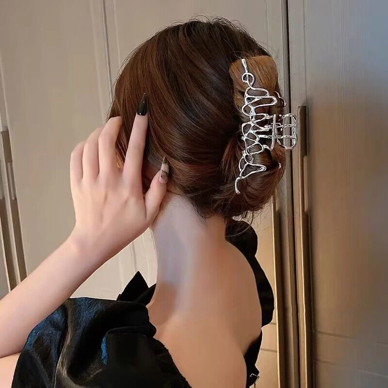 Exquisite Metal Large Claw Clip New Fashion Geometric Hair Claw Clip Barrettes Crabs Headwear For Women Girls Hair Accessories