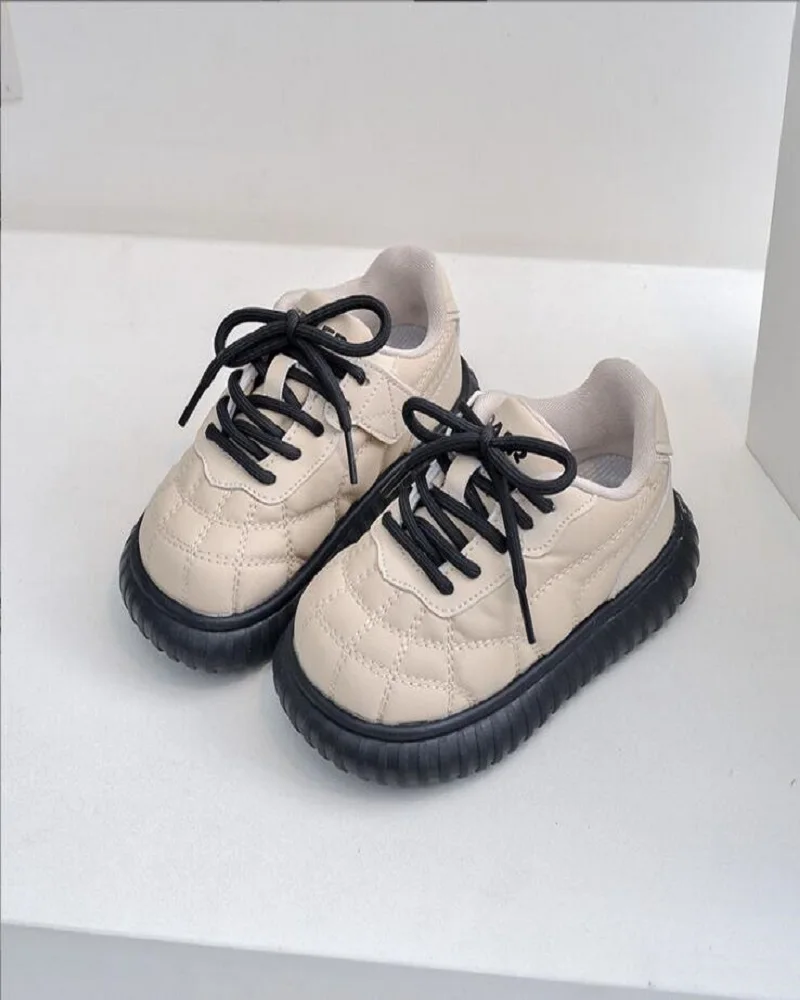 

Children's Fashion Thick Sole Casual Shoes 2024 Autumn New Line Boys' Sports Shoes Girls' Anti slip Breathable Board Shoes 26-37