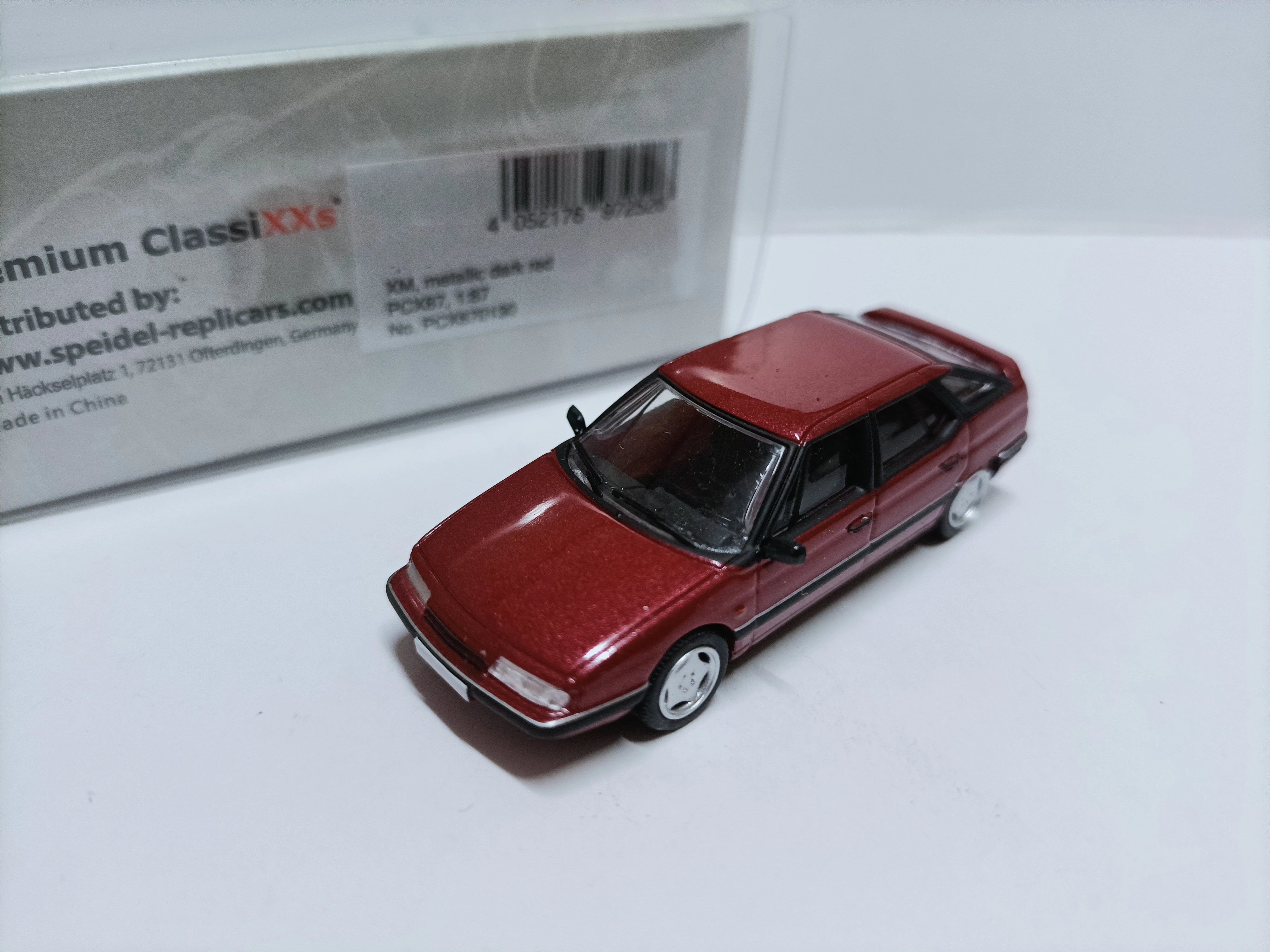 Premium ClassiXXs 1:87 XM Simulation Limited Edition Plastic Metal Static Car Model Toy Gift