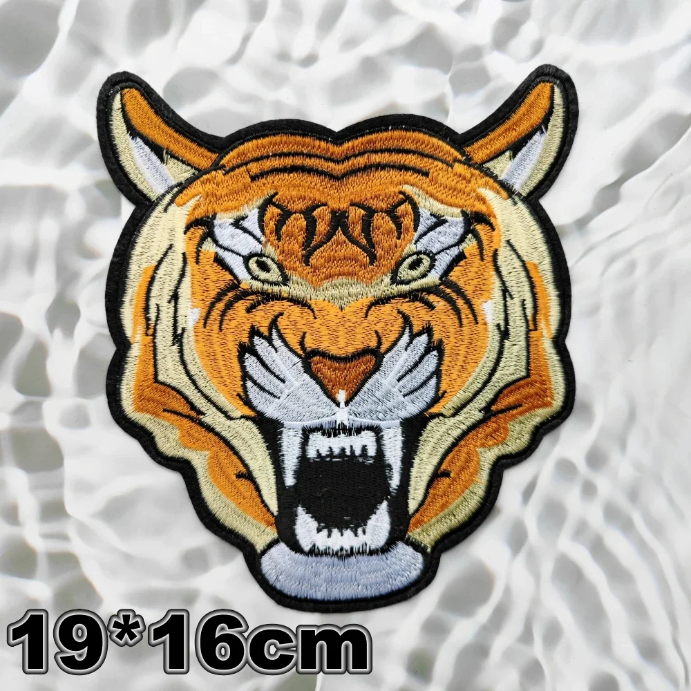 embroidery tiger patches,embroidered lion badges,cartoon wolf appliques animal patch DIY accessory WF22862