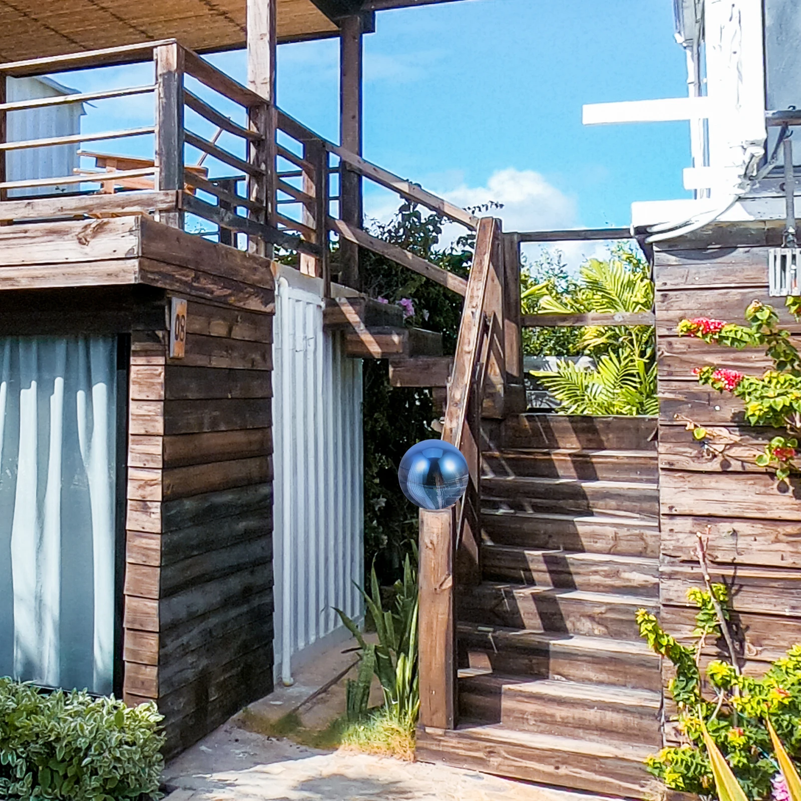 

Stainless Steel Polished Gazing Ball Reflective Hollow Sphere for Garden Yard Outdoor Decoration Metal Mirror Ball