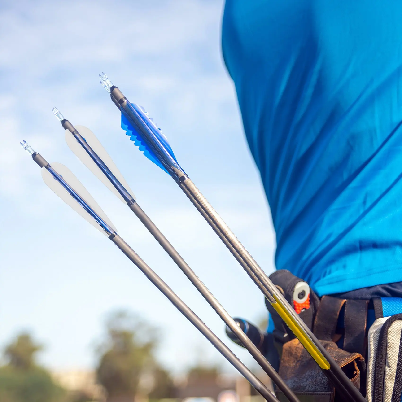 A88M سهام ريشة بلاستيكية 4 بوصة لسهام الرماية DIY 50 عبوة (أبيض)