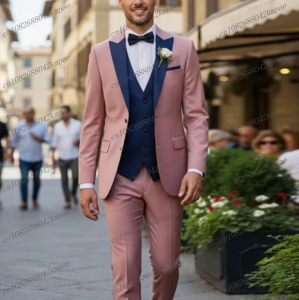 

Розово-темно-синий мужской костюм для торжественных мероприятий, свадеб, выпускных, деловых встреч, 3 предмета: пиджак, жилет, брюки
