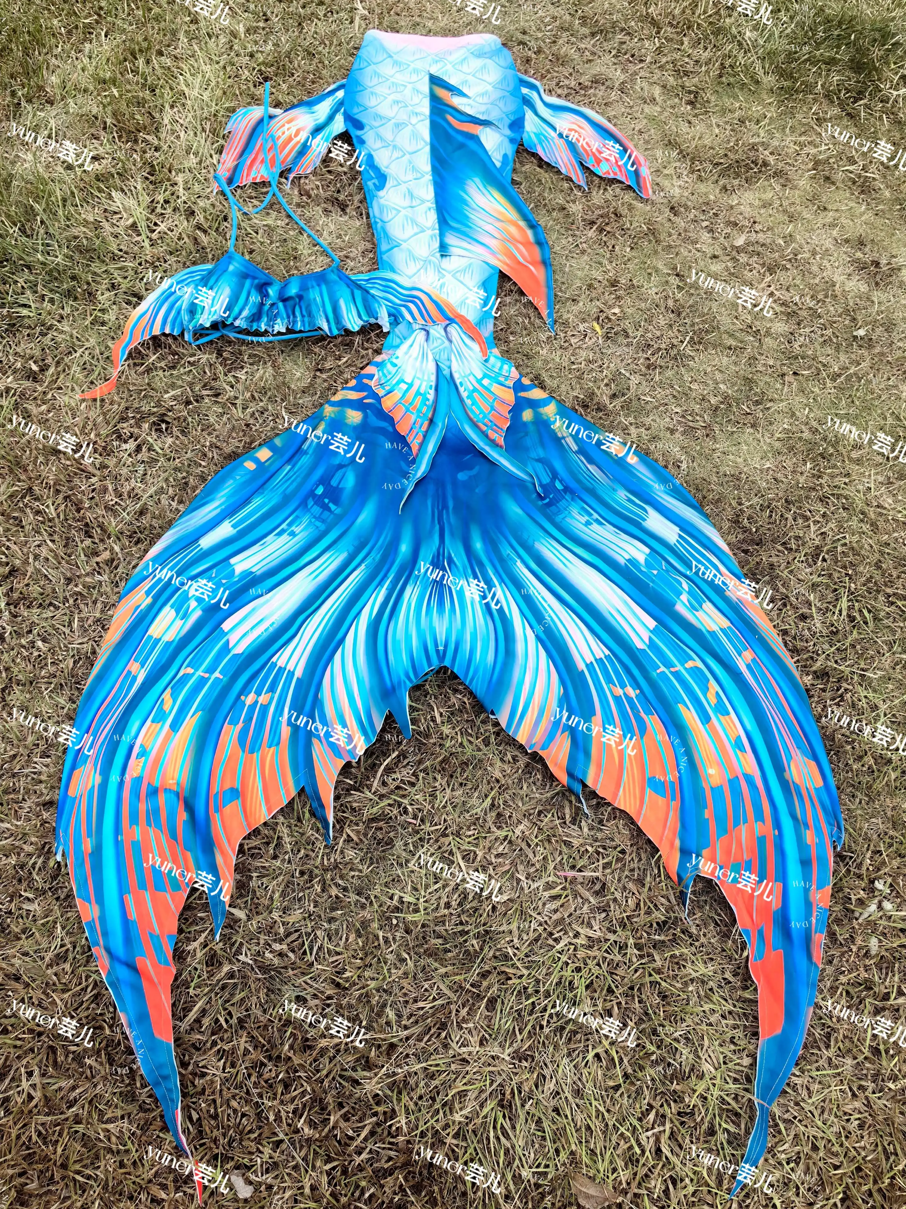 

Yun'Er Australia Mamhina Mermaid Tail Swimsuit Skirt Oceanarium Seaside Green Dragon Fish Tail Mermaid Show