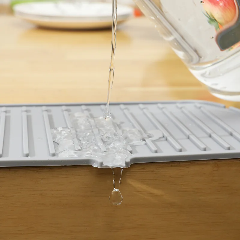 

Kitchen Bathroom Silicone Drain Pad Faucet Anti-Splash Pad Vanity Drain Pad Wash Table Soap Anti-Slip Pad Foldable