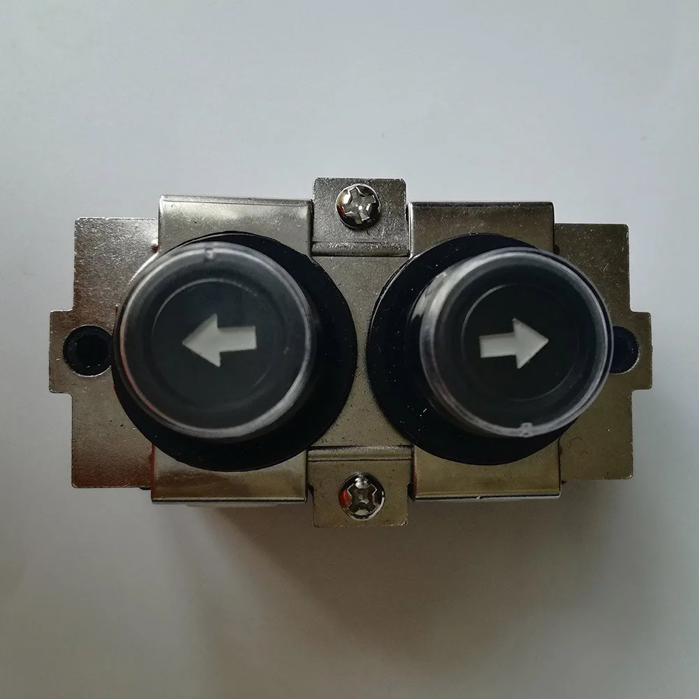 LA137-A Switch AC 250V Switch Bahan Resin ABS Fitur Tahan Debu Saklar Tombol Tahan Debu Penggunaan Industri