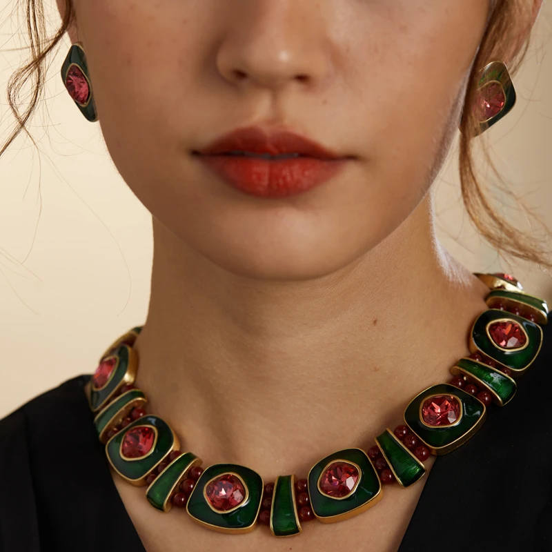 

Vintage Green Pink Enamel Crystal Necklace For Women Accessories And Jewelry Square Luxury Brands Brand Dubai Designers Wedding