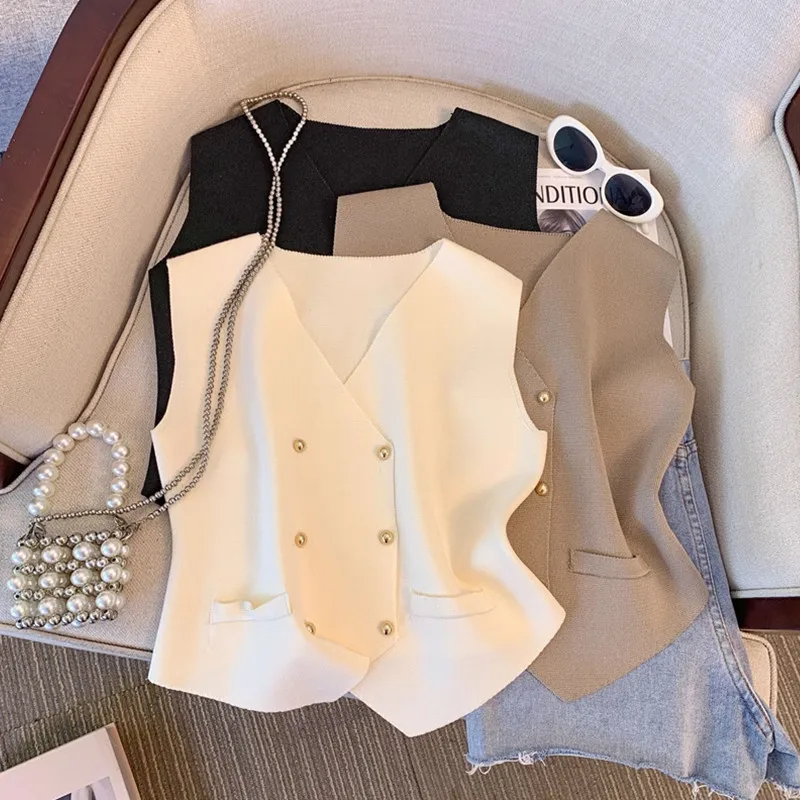 

Women Design Sense Retro V-neck Vest Solid Color Knitted Vest Sleeveless Short Top