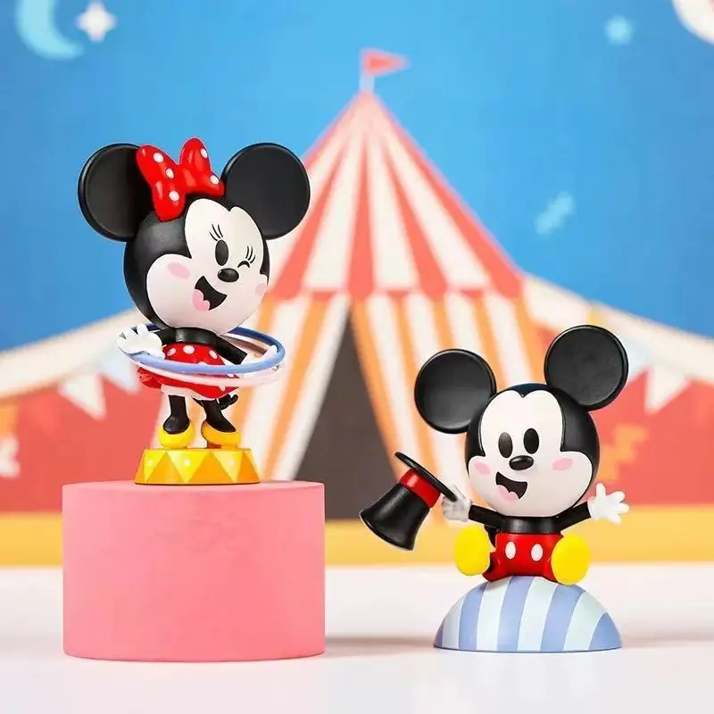 Disney Mickey Seri Sirkus Keluarga Mainan Figur Kartun Kotak Buta Kejutan Trendi Boneka Kawaii Lucu Ornamen Desktop Kotak Misterius