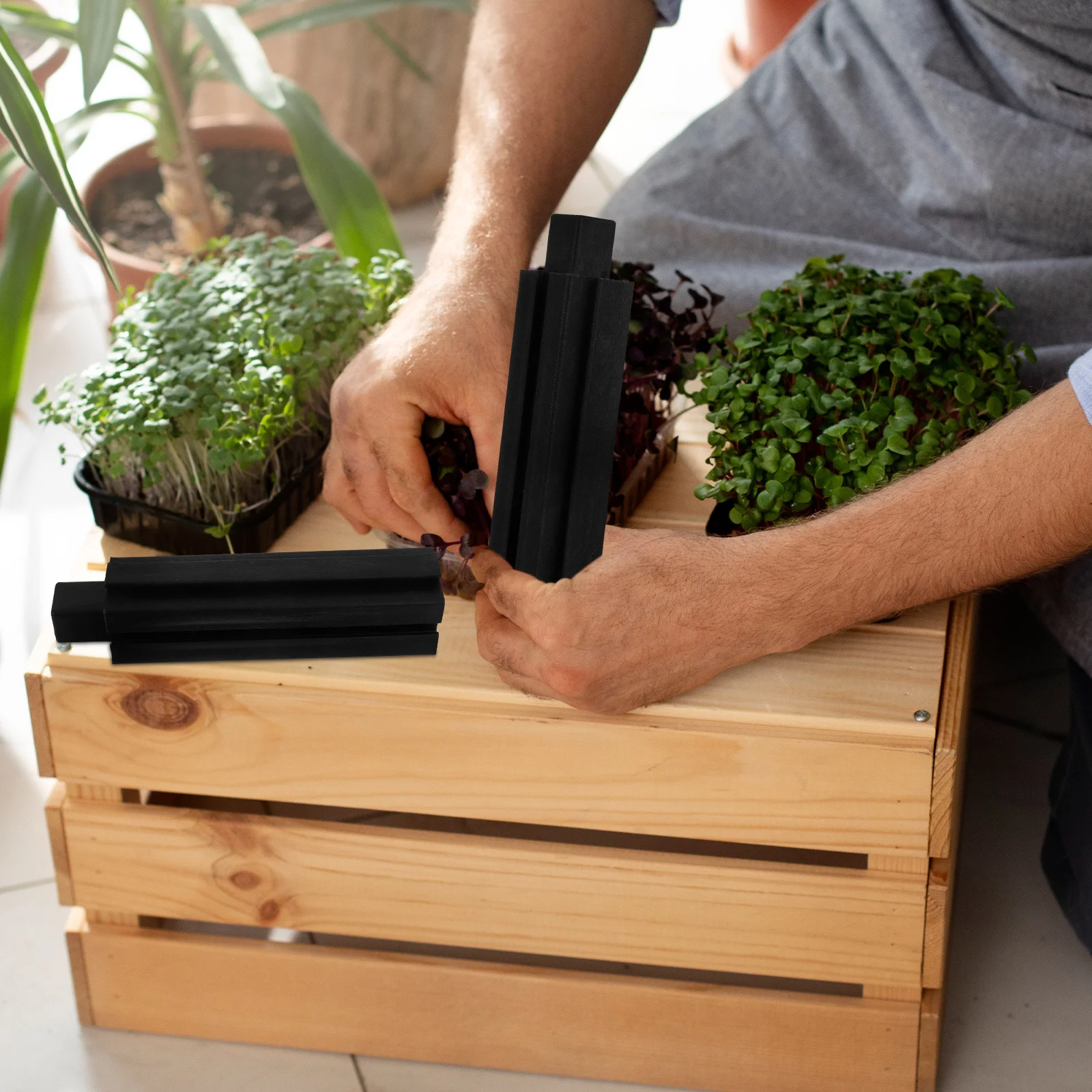 حامل صندوق الزراعة بأرجل بلاستيكية، قاعدة سرير حديقة مرتفعة لزراعة الخضروات في الشرفة، دعم متين وغير قابل للتآكل