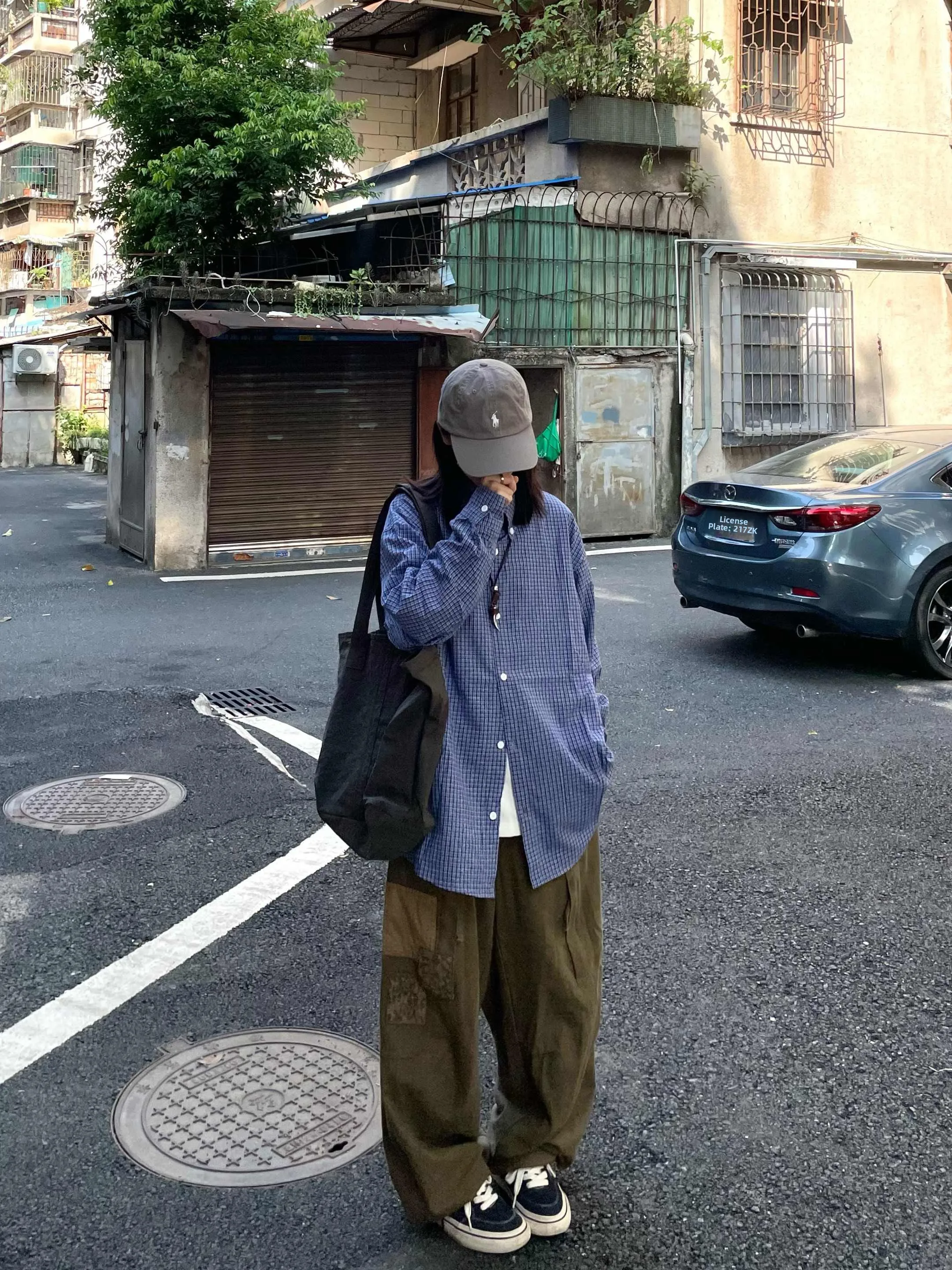 

Свободная удлиненная рубашка синяя в клетку с воротником, повседневная, в винтажном японском стиле, молодежная, весенняя, модная