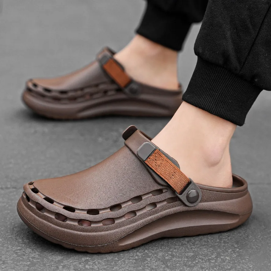 

Men's Clogs Sandals Summer Holes Breathable Garden Home Sandals Fashion Outdoor Antiskid Sole Beach Slides Solid Color Slippers