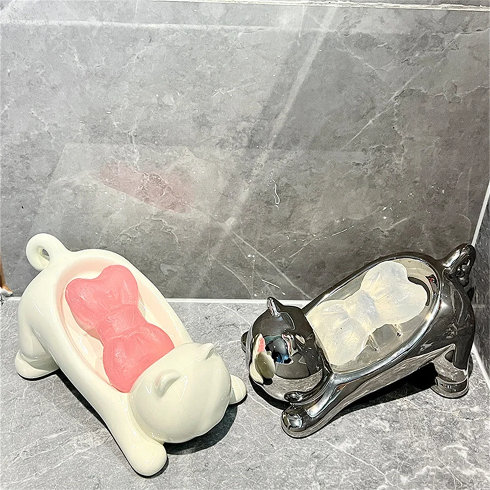 Cute Cat Drain Soap Holder Container Smooth Ceramic Toilet Soap Dish Case Tray Bathroom Accessories Washroom Tools Home Decor