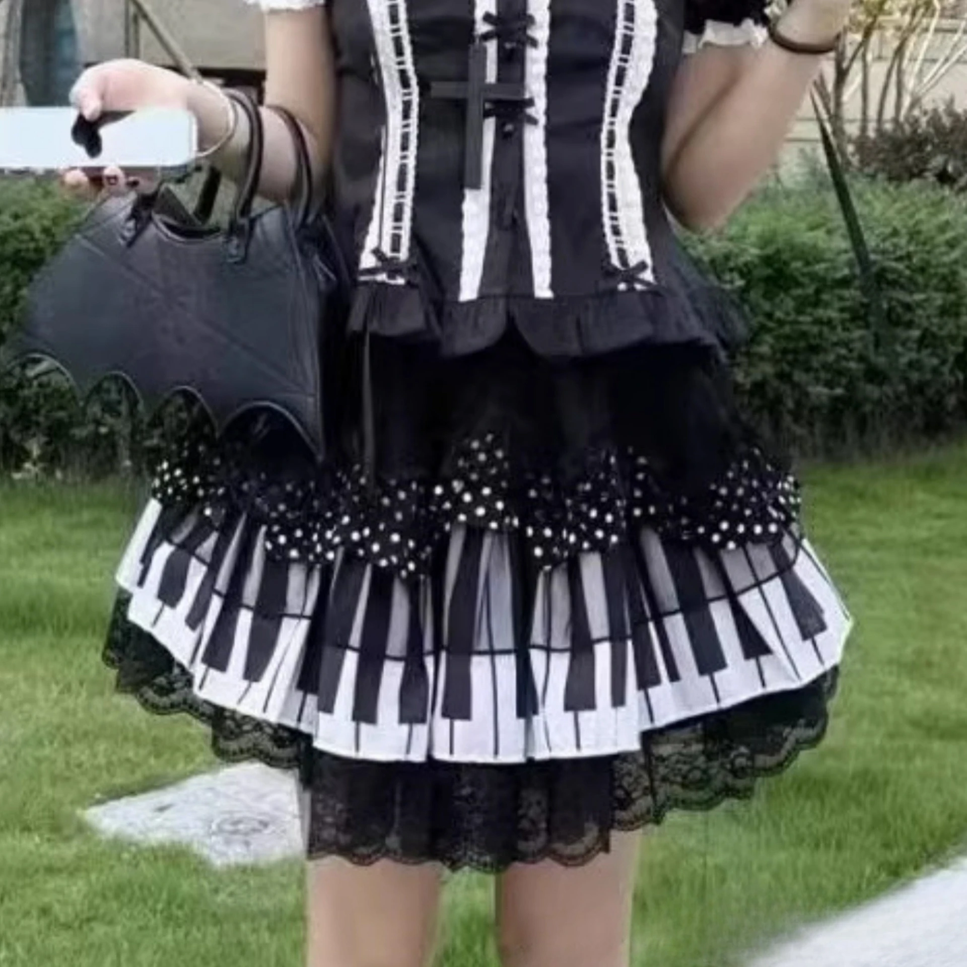 Japanese hot girls vintage black and white piano keys white polka dot lace short skirt lotus piano keys subculture cake skirt