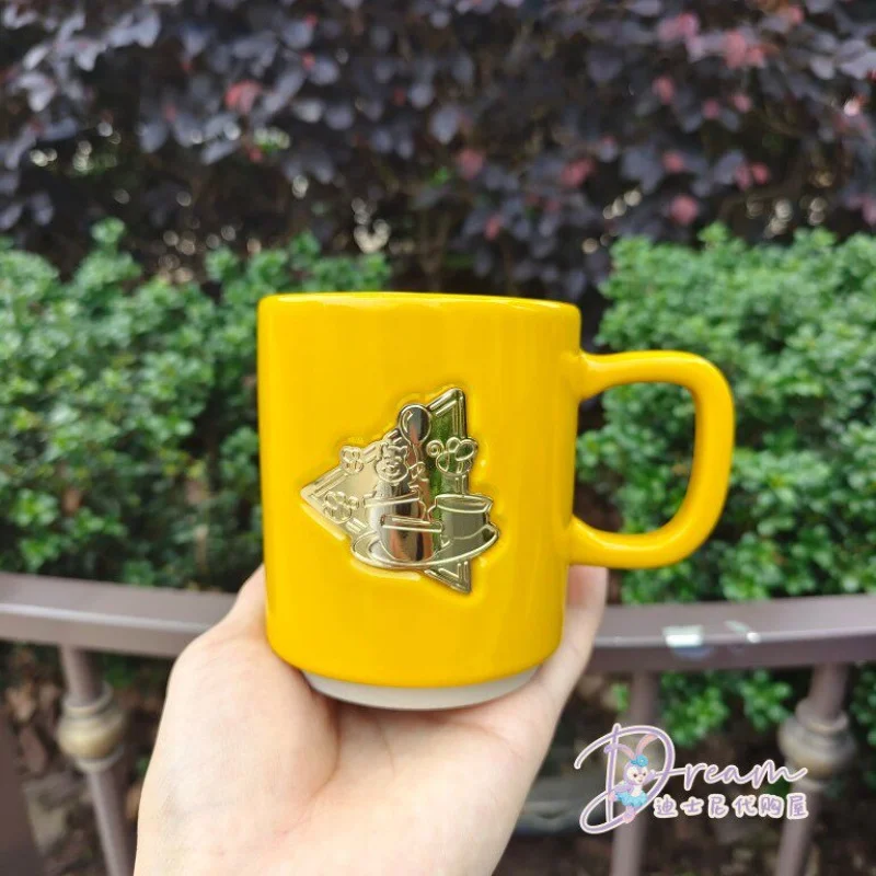 新しい上海ディズニー漫画くまのプーさん城ミッキーセラミックマグカップ水カップ誕生日クリスマスギフト