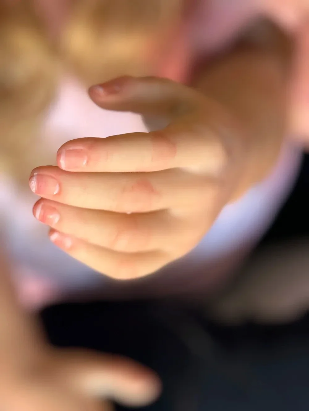 Fornecimento limitado personalizado, bebê reborn aloenka de 41 polegadas com cabelo enraizado à mão, kit pintado de peça diy com corpo de pano