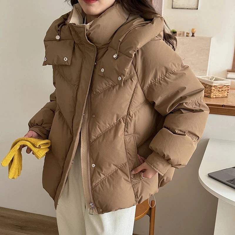 

Женская короткая пуховая хлопковая куртка 2025, зимнее новое теплое утепленное хлопковое пальто, женское корейское свободное парковое пальто с капюшоном, женская верхняя одежда