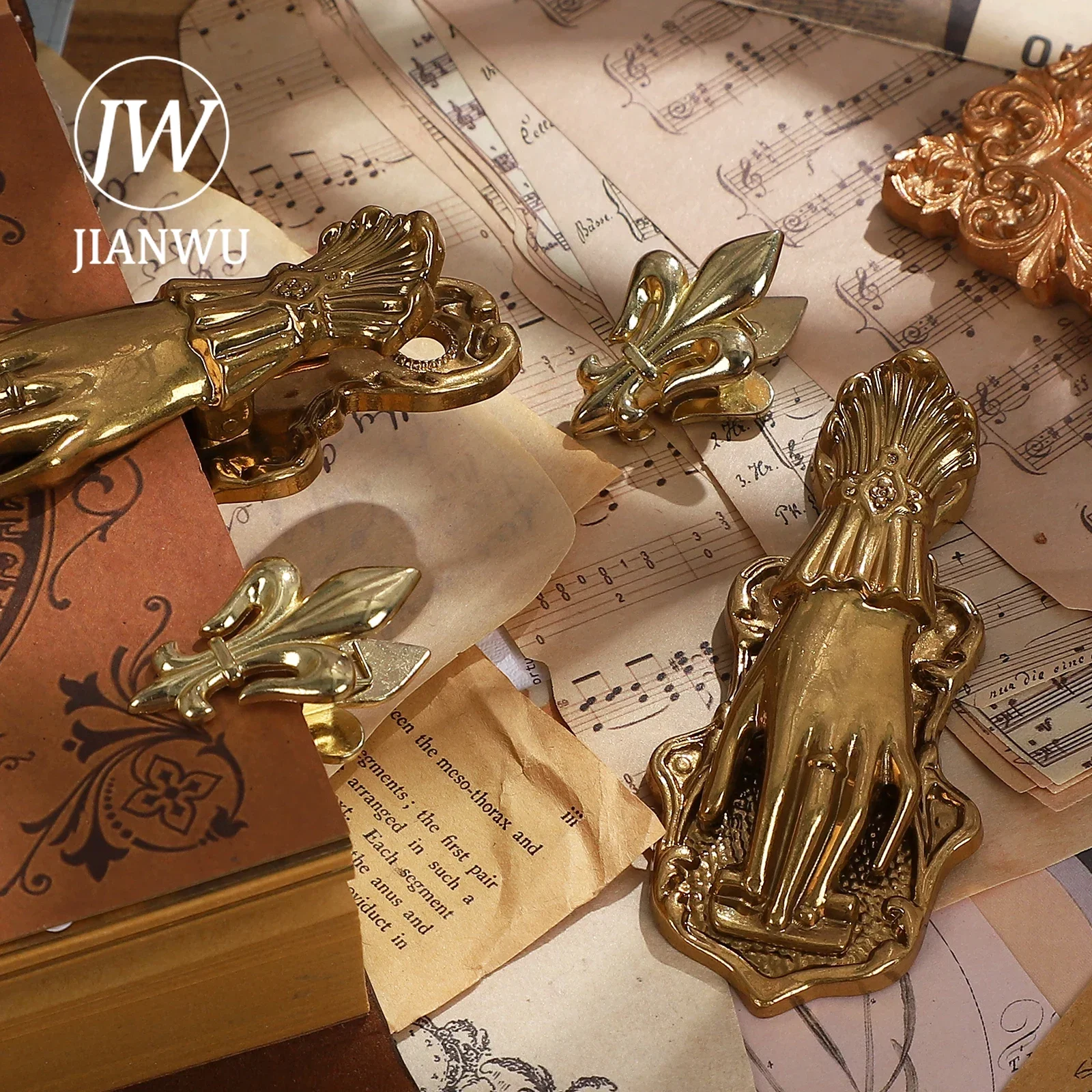 JIANWU Vintage Lady's Hand Alloy Clip Bill Clip Old Travel Note Clip Creative DIY Journal Tools Student Supplies Stationery