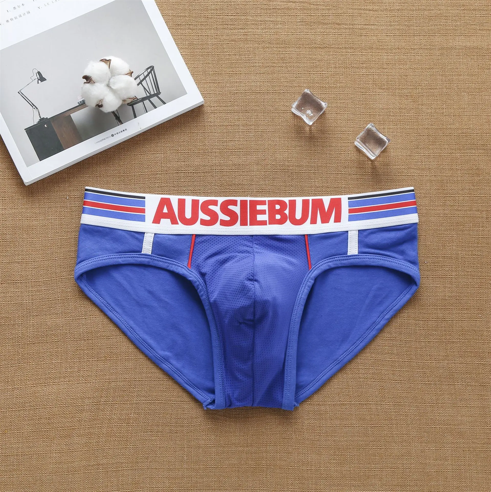 Aussiebum men\'s fashion cool European and American pure cotton Briefs student youth underpants